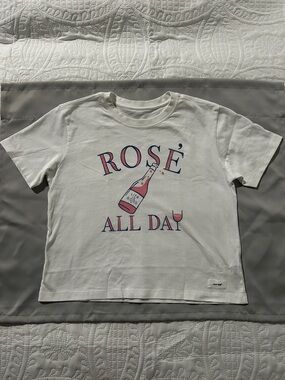 Life Is Good “Rosé All Day” Graphic Tee - SZ: XS